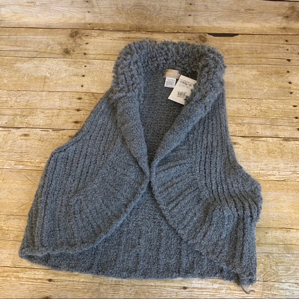 NWT Nordstrom grey knit vest Sz S